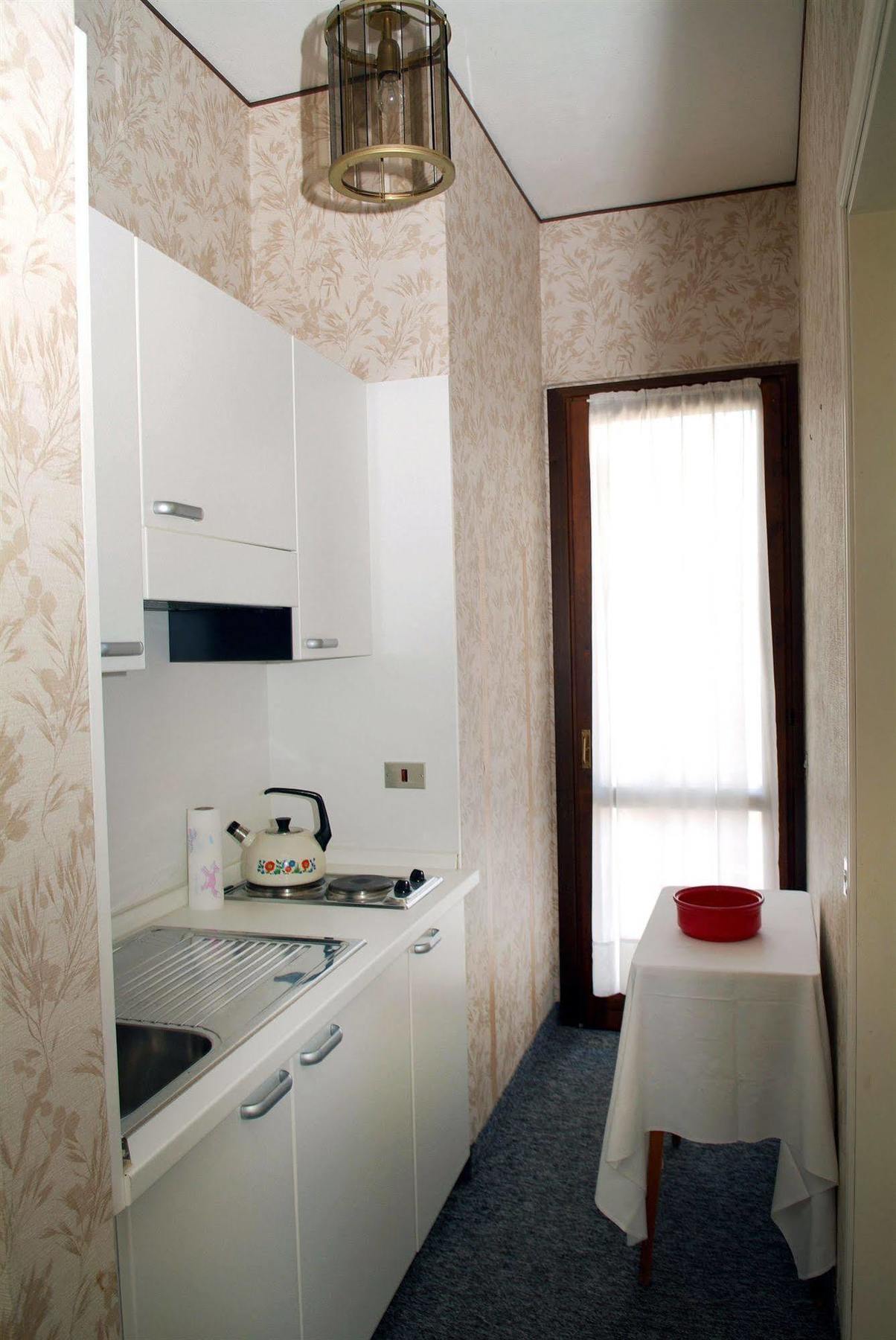 Residence Alba Colombare Di Sirmione Экстерьер фото