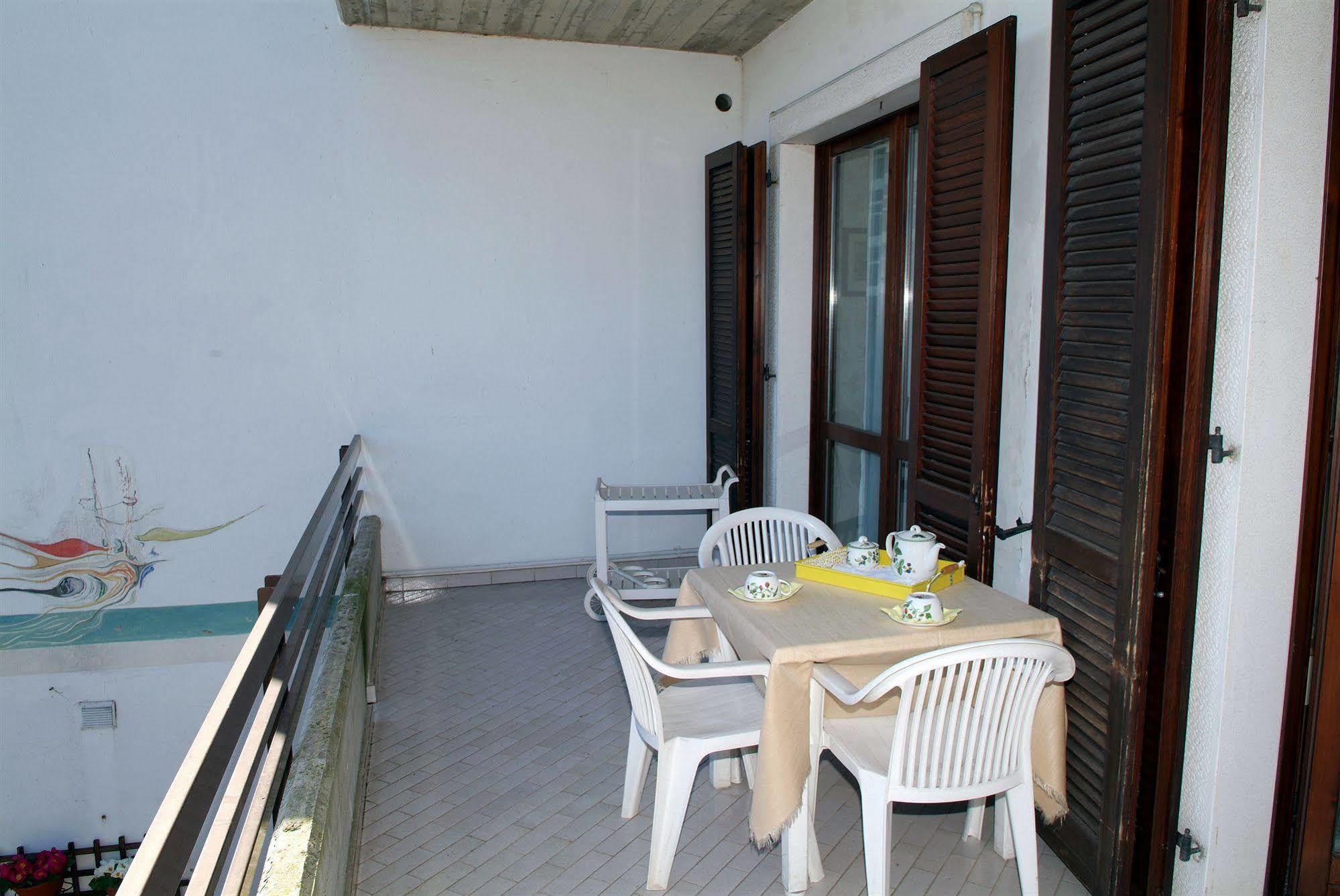 Residence Alba Colombare Di Sirmione Экстерьер фото
